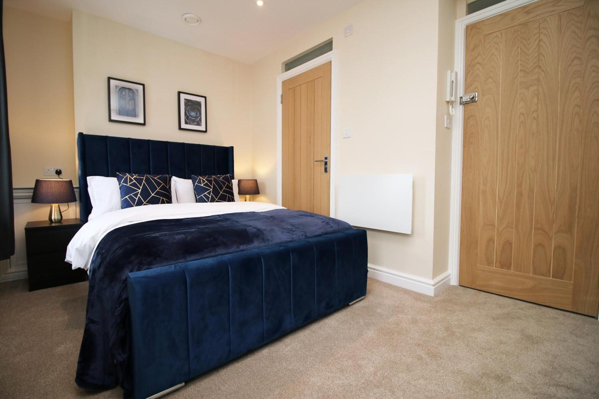 Luxury 4 Bedroom 4 Ensuite Home In Penarth Cardiff Buitenkant foto
